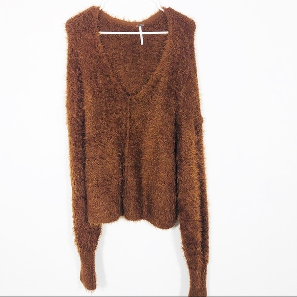 Free People🔥SALE🔥brown oversized sweater - Picture 5 of 10